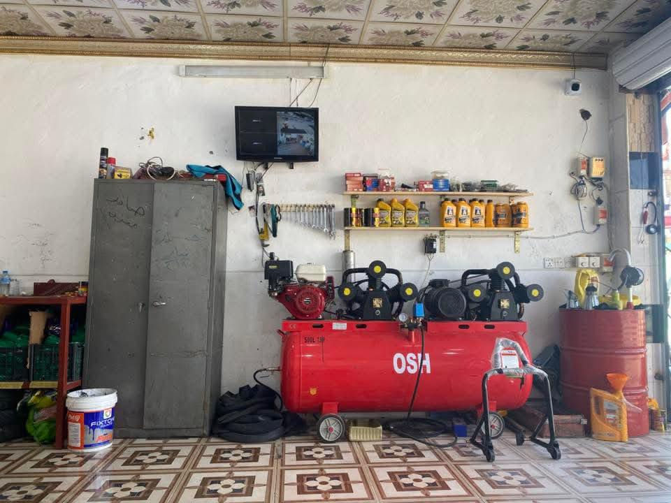 إعلان – خدمات البركة لتبديل دهن الدراجات 🌟

تعلن خدمات البركة عن توفر جميع خدمات تبديل دهن الدراجات مع عمل البلنص والبنجر بأعلى جودة وأسعار مناسبة.
كما تتوفر لدينا تايرات سيارات ودراجات – جديد ومستعمل بجميع القياسات.

🔧 الخدمات المتوفرة:
 • تبديل دهن الدراجات
 • عمل بلنص وبنجر
 • بيع تايرات سيارات ودراجات (جديد + مستعمل)
 • خدمة سريعة وجودة عالية

👤 بإدارة: أحمد هادي
📍 الموقع: شارع الكراج – مقابل مطعم سيد حسن أبو الدجاج
📞 للاتصال: ***********
