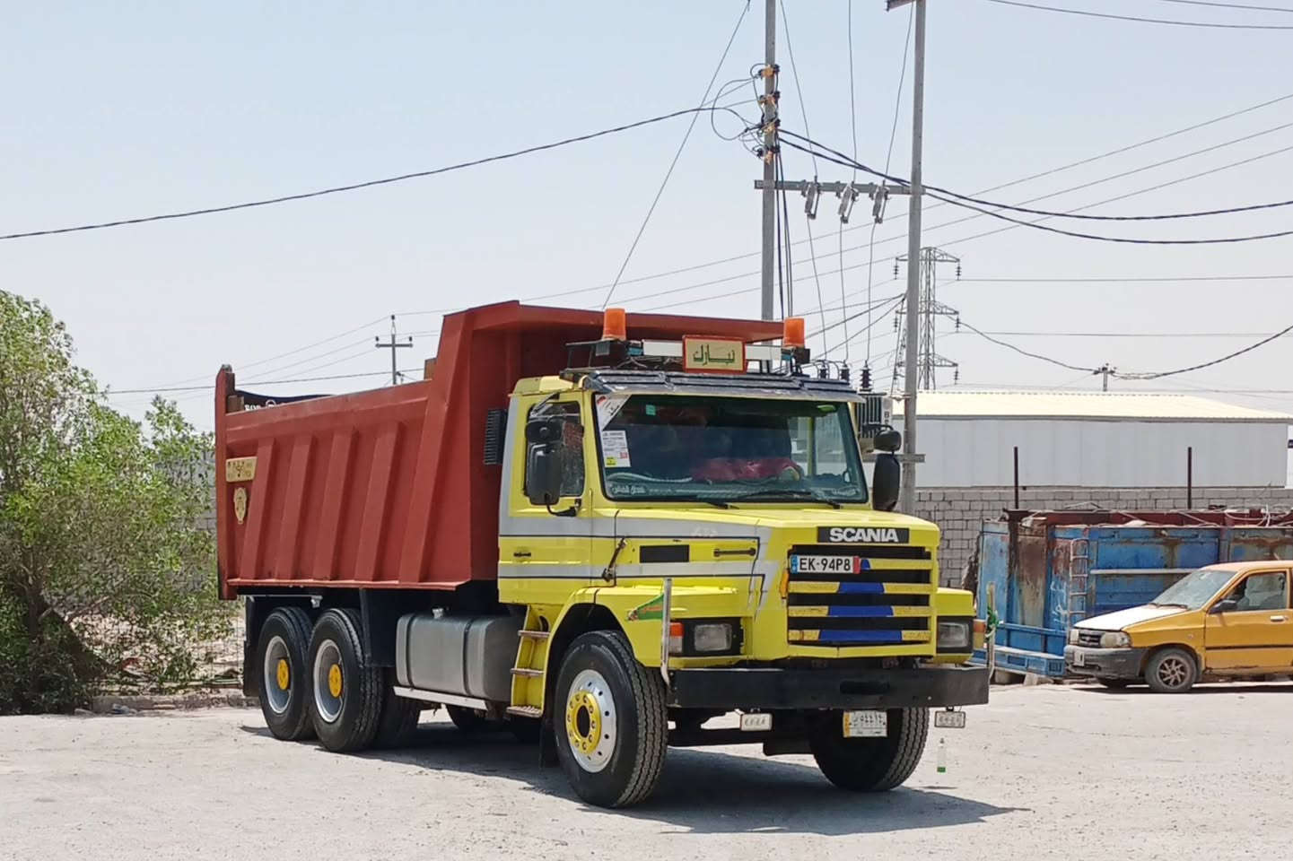 سلام عليكم سكانيه للبيع 113 محرك 13 كير ٣*٣ مجموعه كتر 19/26 تاير اربعه 24 شاصي مكفول كفاله عامه رقم بصره بسمي المكان ذي قار الشطره‪ ***********
