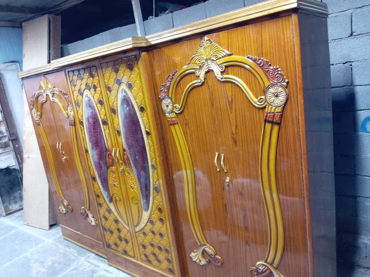 السلام عليكم غرفه نظيفه كامله اي نقص مابيهه اي استفسار *********** بي وتساب اكو خدمه توصيل بكروه 🚚🚚
