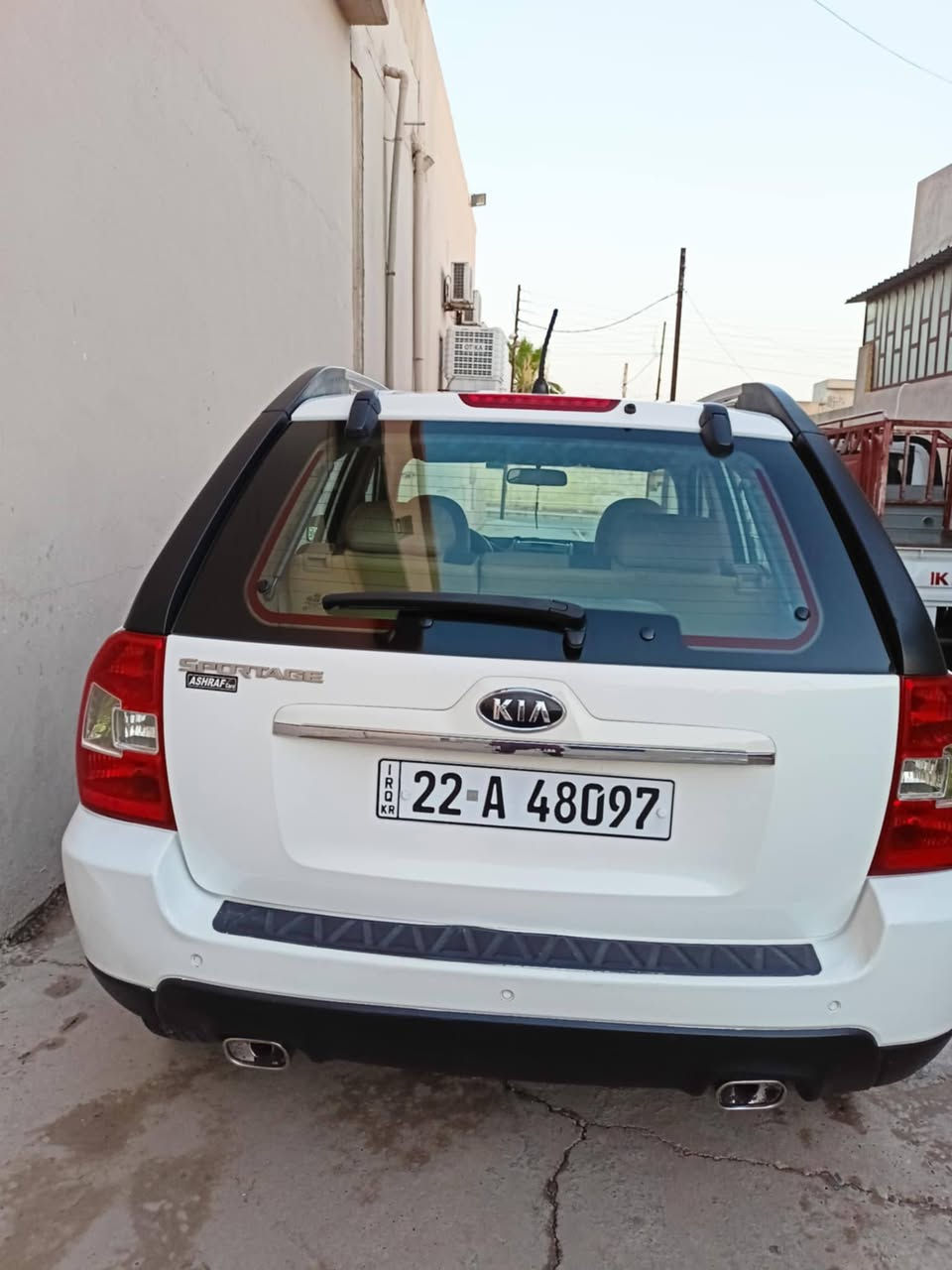 كيا سبورتج 2010
قطعتين صبغ بدون دواخل 
كير ومحرك شرط
السيارة جاهزة من كل النواحي
رقم اربيل جديد بسمي شرط التحويل
السعر 120وبيها مجال 
***********
***********
