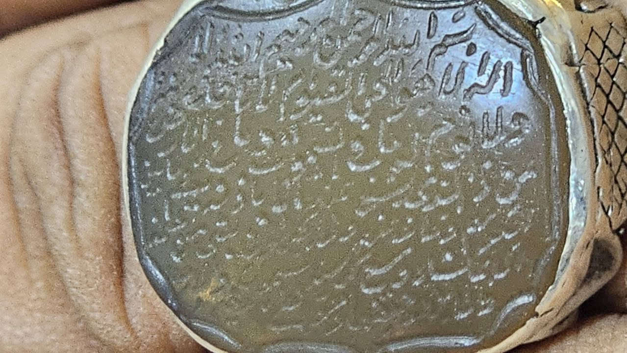 من الاحجار اليمانيه القديمه المعدومه نوادر العقيق اليماني للعرض


**إذا كنت صاحب هذا الإعلان وتريد حذفه لأي سبب، رجاءا أرسل رسالة إلى الدعم الفني**