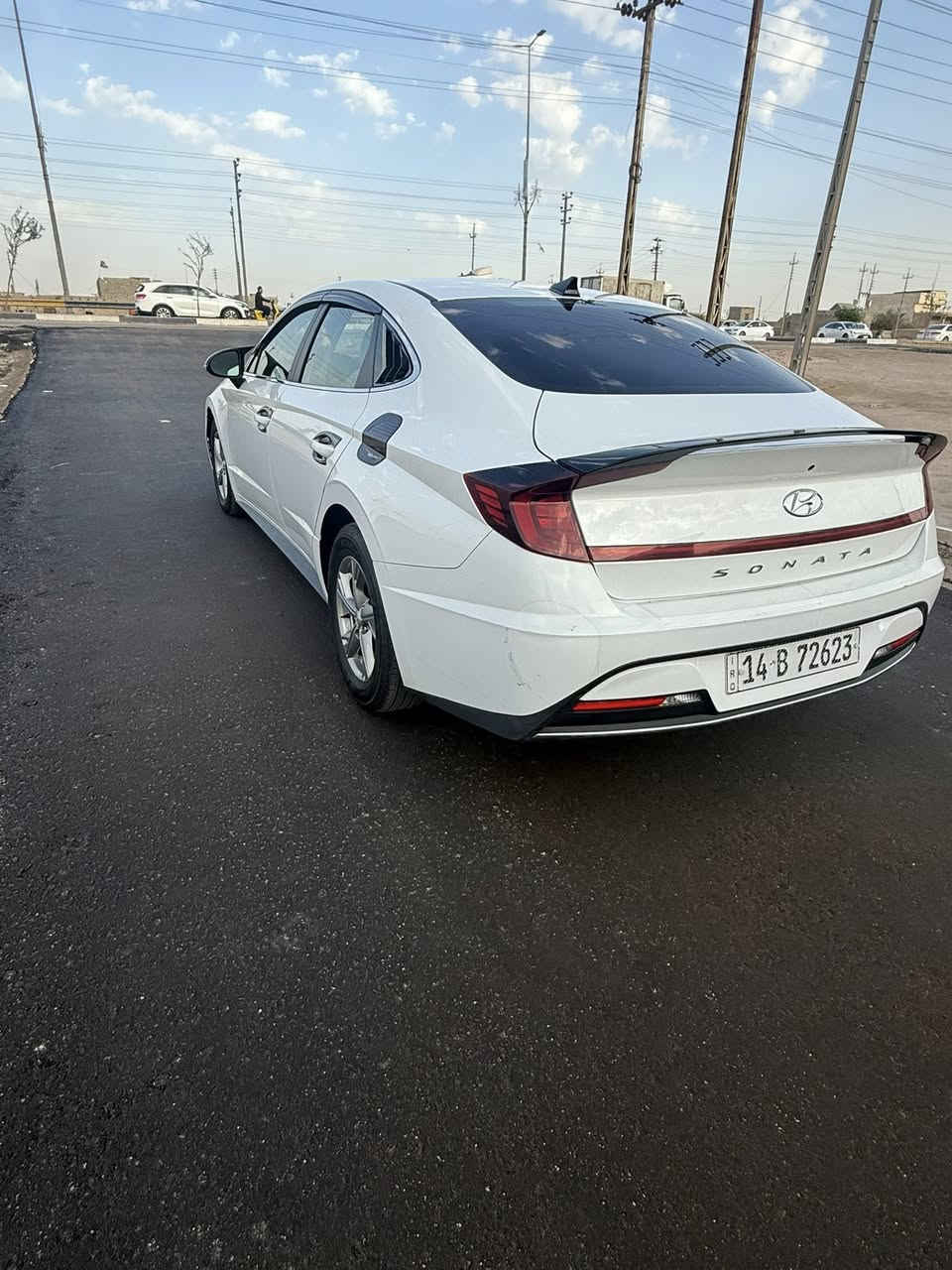 السلام عليكم شونكم اخوتي سوناتا 2023 حره بصره بااسم صديقي سياره بلكارتون ماشيه 26 الف بيها جاملق وبنيد ولغد بي تعديل بعد صوره الضربه موجوده بلنشر مواصفات عاديه مكينه 2500 بس الجاملق والبنيد والباقي كفاله عامه مكينه كير كفاله حداديه كفاله تايرات شرط ماصارلهن شهر سياره صدك ماذب عليها لعب مكاني بصره كرمه علي ***********يولد للتنويه سياره بدون مراوس بيع فقط ومااعتقد اكو هيج سعر بيضه وحره ب157 وبيها مجال بسيط وبخدمتكم
