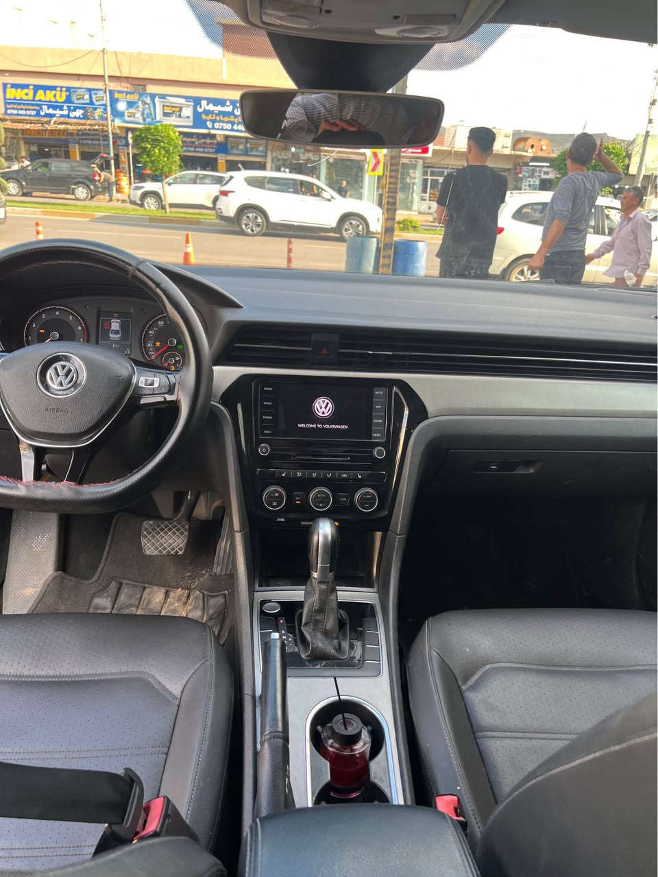 باسات 2020 مواصفات Rlin ماشية 98000 مايل 3 قطعة صبغ بدون دواخل سعر 12800$ مجال 350$ غرامه نزل من سعر تلفون *********** زاخو, دهوك
