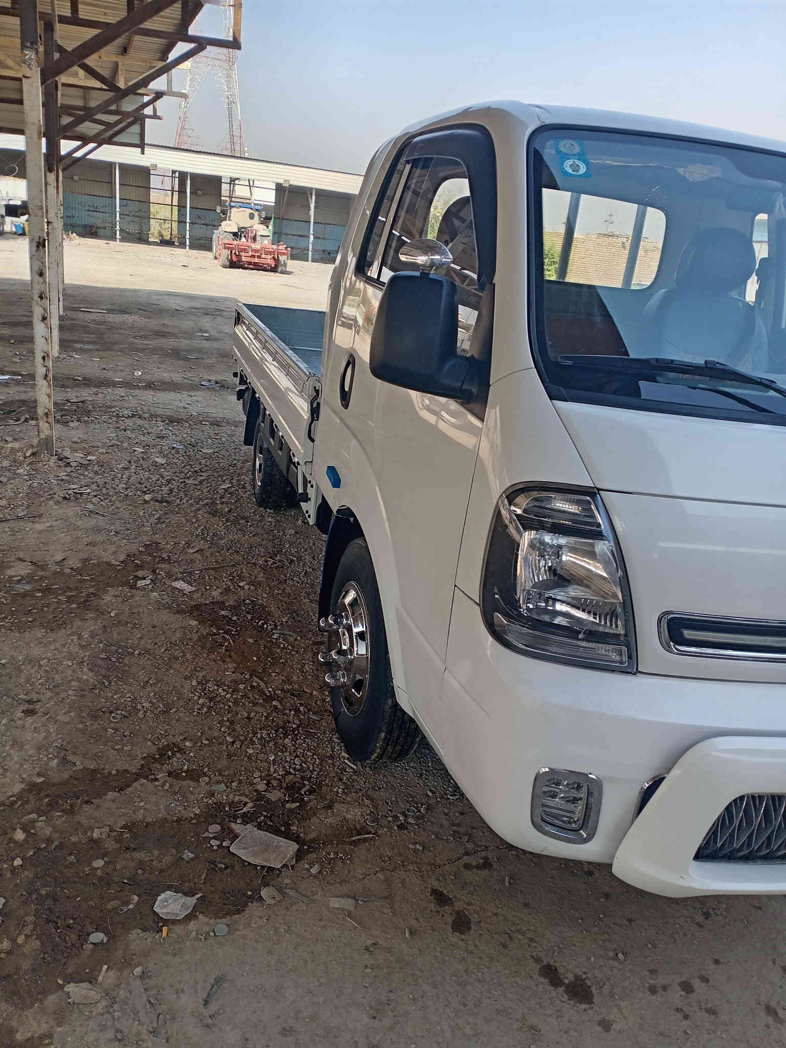 السلام عليكم كيا فحل موديل 
2023 رقم واسط انكليزي مكفوله كفاله عامه على وضع الشركه سعرها 183رقمي ***********
