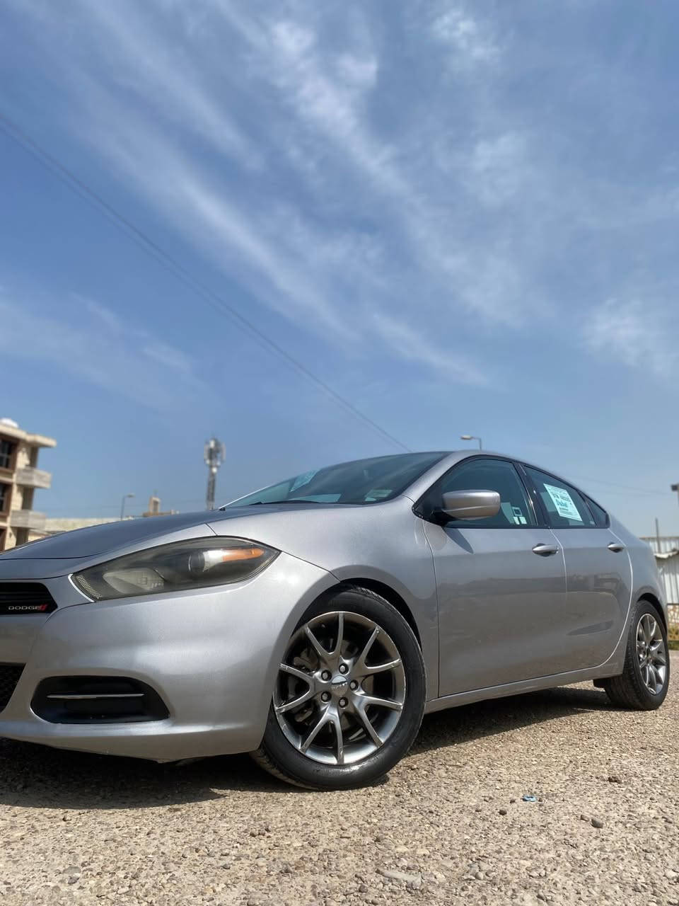 دوج دارت موديل 16 صدر جديد وعليها ادامة كاملة بدون صبغ بيها باب وحدة فقط تبديل نفس اللون كير محرك خير من الله سيارة مناقصها برغي رايدها ب93 ورقة مكاني بغداد زيونه للاستفسار ***********
