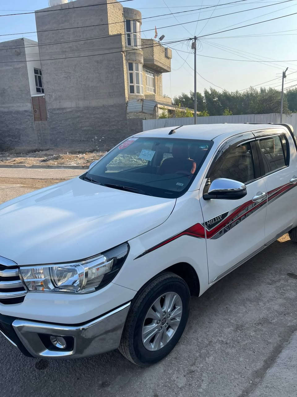 تويوتا هايلوكس 2025 شركه ساز مكفوله كفاله عامه ماشيه 11 الف رقم اربيل فحص هزه كله جديد مكان السياره بغداد الزعفرانية السعر 310 وبيهه مجال بسيط *********** غير متواجد ع الفيس
