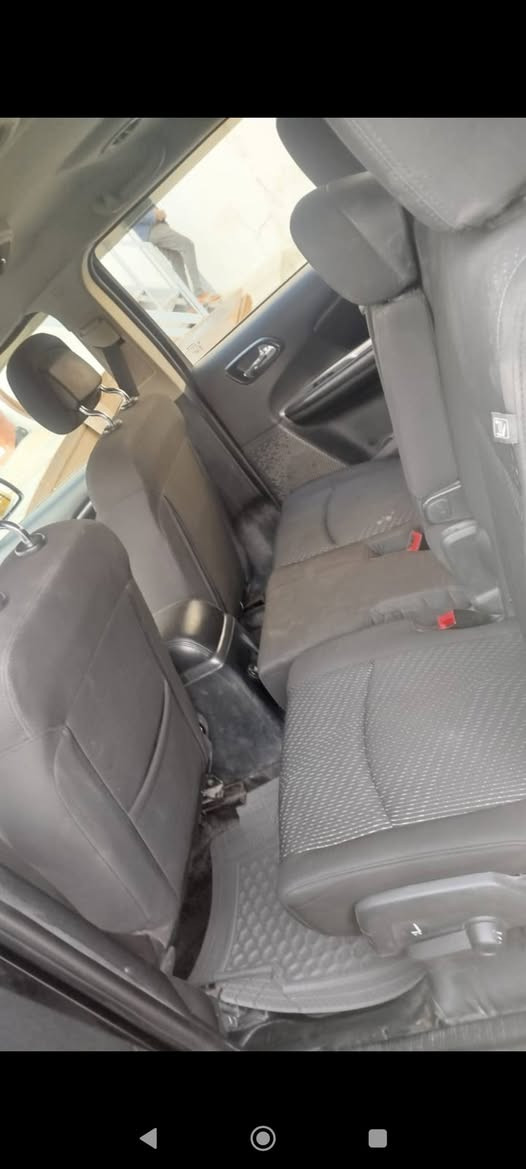 دوج جورني 2018 7 راكب تبريد مركزي ماشيه 82 الف  سياره بيها قطعتين كلير امريكا مكان اربيل سعر 140 للاستفسار ***********
