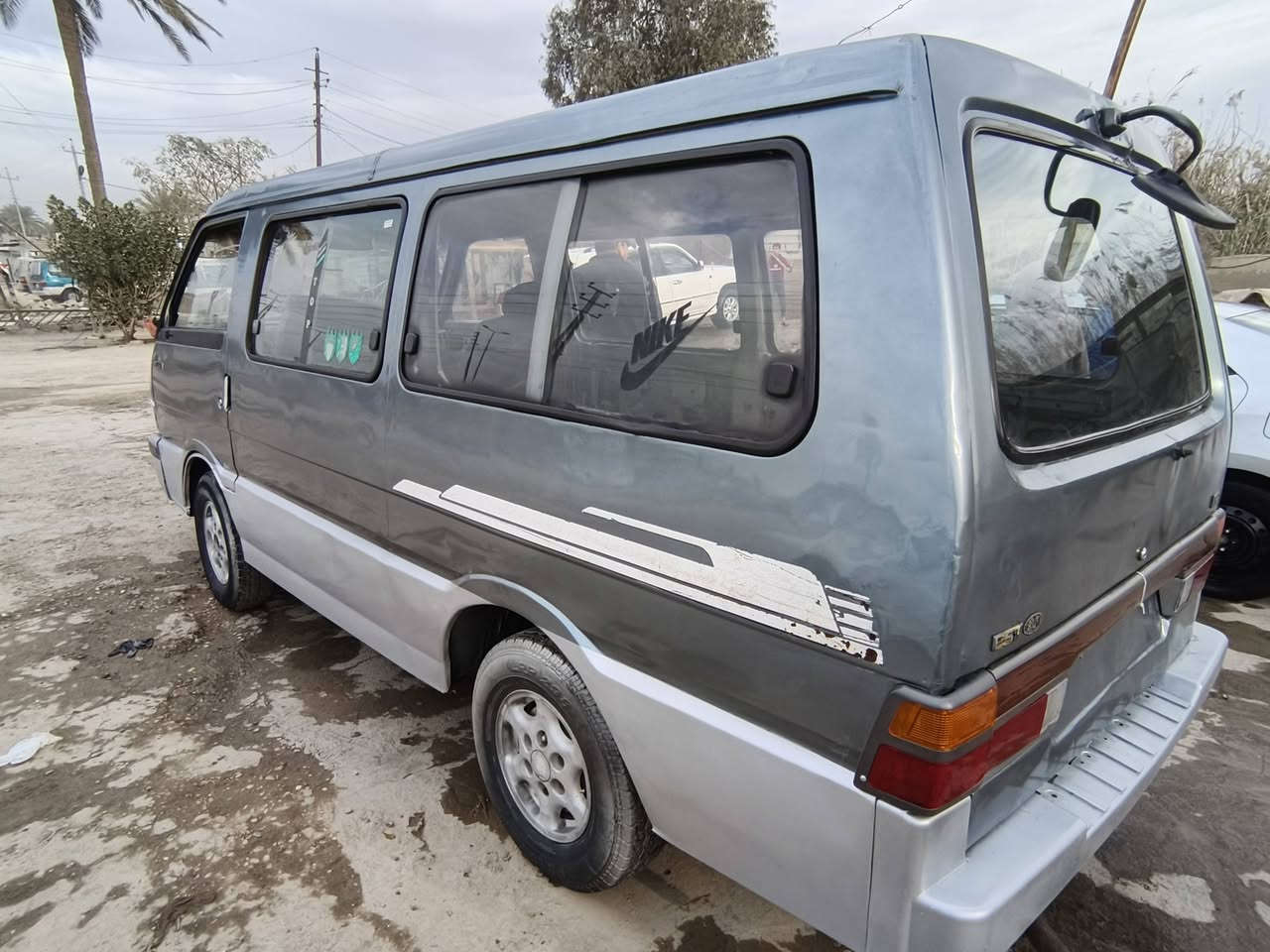 كيا بستا 
سلام عليكم كيا بستا 1993 رقم بغداد أجرة لل28 تحويل ثاني يوم بدون وكالة تريد مكاتبه ماكو أشكال سيارة بلادية رش جمالية مكينة تجفيت جديد بم جديد كهربائيات جديدة دوشمة جديدة نقص صدر وباور ستيرن سعر 45 وبيها مجال مكان أبي غريب 
للاستفسار *********** 
كورك ***********
