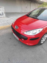 للبيع بيجو307موديل  2006 كير مكينه صدر امامي خلفي تخم تأيرجديد تبريد ث...