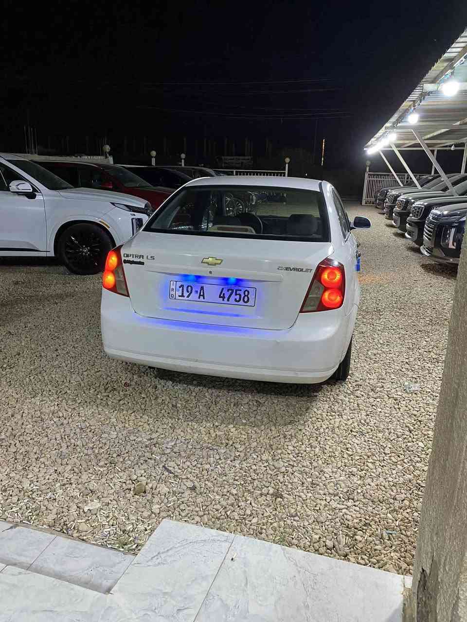 للبيع  او المراوس حسب القناعه شوفرليت اوبترا موديل 2008
رقم كربلاء الانكليزي بسمي مشروع وطني تحويل ثاني 
بيها صبغ ثلاث قطع البنيد والجاملغ والباب الخلفيه المكينه جديده مال حاويه شديتلها مكفوله  (السعر 73 وبيها مجال )مكان السياره بابل قضاء المسيب  للاستفسار التواصل ع الخاص او الاتصال ع الرقم ***********
سنويه ضايعه وسياره بسمي يعني تطلع سنويه
