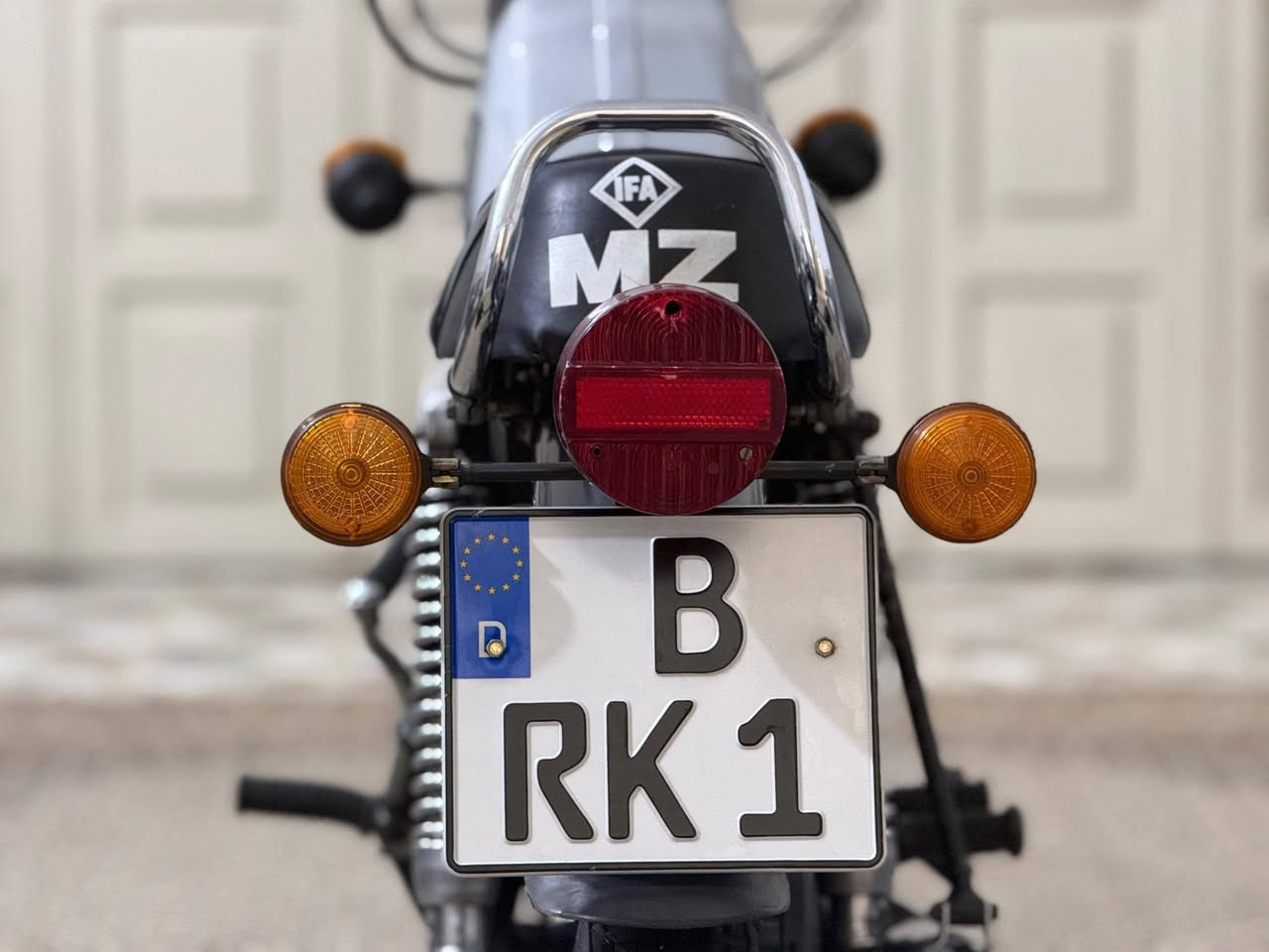 سلام عليكم للبيع مال باله بلادي بلا صبغ ستندر ماماشي بلعراق مكان نجف الاستفسار عن هذا الرقم *********** تحياتي للجنايه
