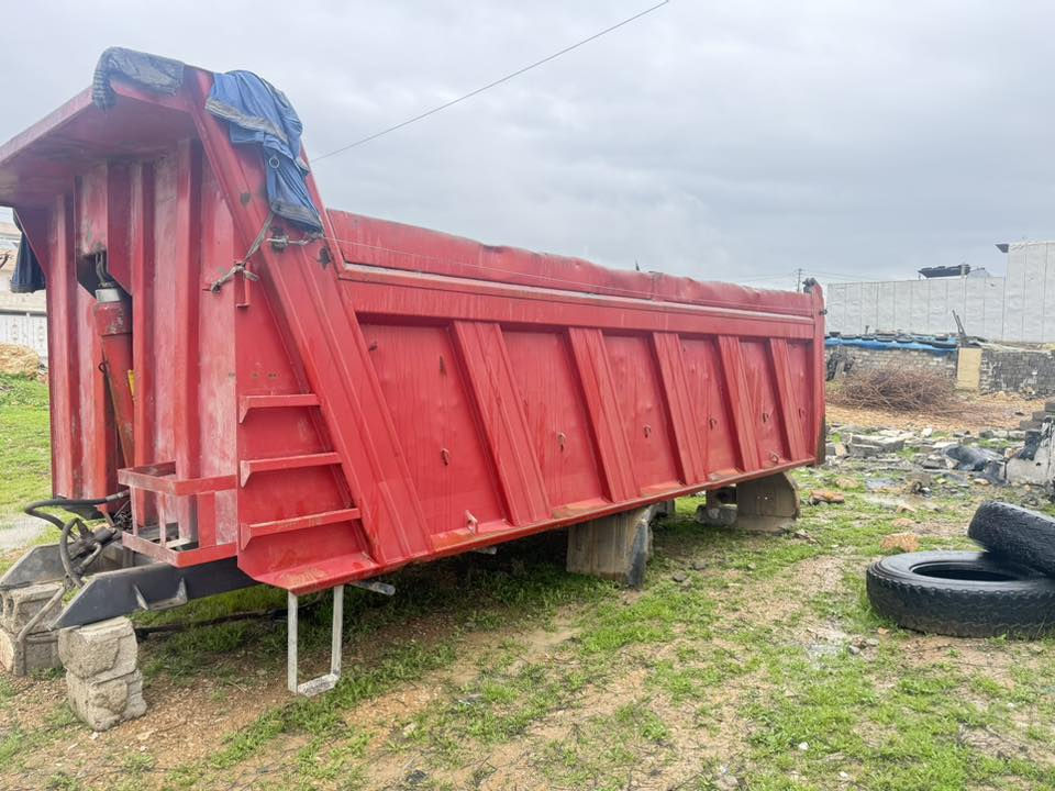بۆدی بۆ فرۆشتن ١٩ مەترە درێژی دەبڵ شانسی ٦مەتر درێژی بۆدییەکە ٥.٧٥
شوێن بەردەقارەمان-بازیان                  ***********
***********
