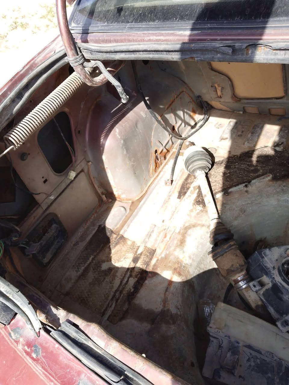 سلام عليكم سياره سمند للبيع بدون راعي مديل 2012 مكينه وكير جدد شراي اتصل متواجد خاص سياره جاهزه ***********
