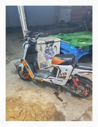 للبيع للإتصال ٠٧٧٢١٨١٠٤٢٢