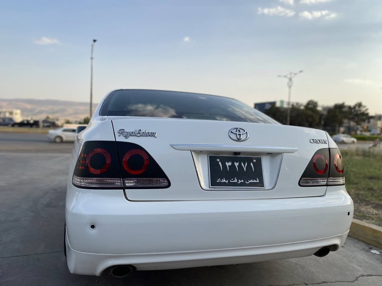 بە ناوی خوای گەورە💎
شاهینە 2005 كراوه 2007
موس 182
گێرو مەکینە گەورە
بئ دووکەڵ
سئ دوگومە
پەرد
ئاوێنە ئیشارەت
ناو زەرد
کامیرە
داشبڵی جوانە
سەیارەیەکی جوان و ڕێک و پێکە
قه تره بۆياخى نيه  
شوين سليمانى 

***********

