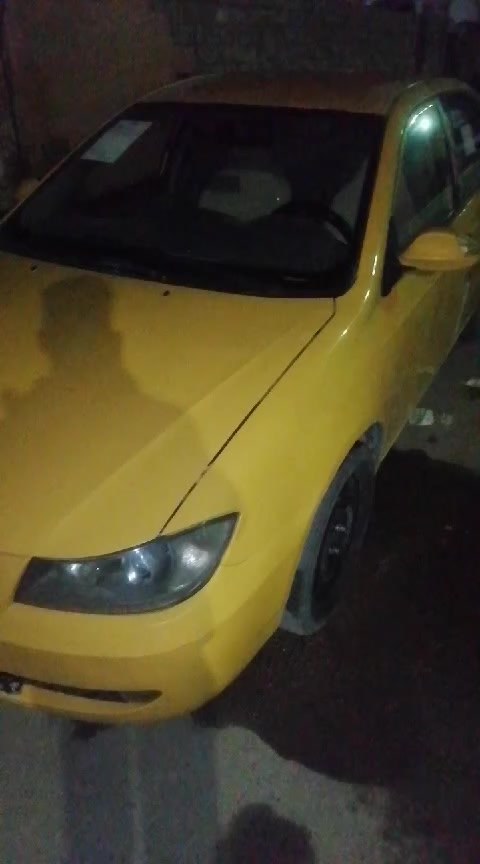 ليفان 620 رقم بغداد مشروع وطني هيئه وغرامات صفر مكينه وكير يارس اوتو  تبريد تتدفئه شغال السياره كلشي مايعوزها فقط ترتيبات من الداخل  للاستفسار ***********
*********** وات ساب
