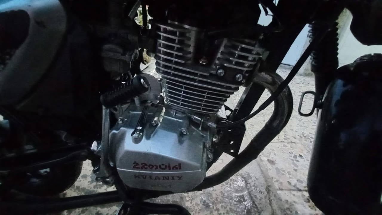 سلام عليكم
بوكسر جبلي  موديل  2021  مرقم بغداد تحويل ثاني يوم   ( عليه محرك سيفان 2025) الدراجه نضيفه   سعرها 1650 وبيها مجال  العنوان بغداد مدينه الصدر 
للاستفسار  اكثر 
***********
