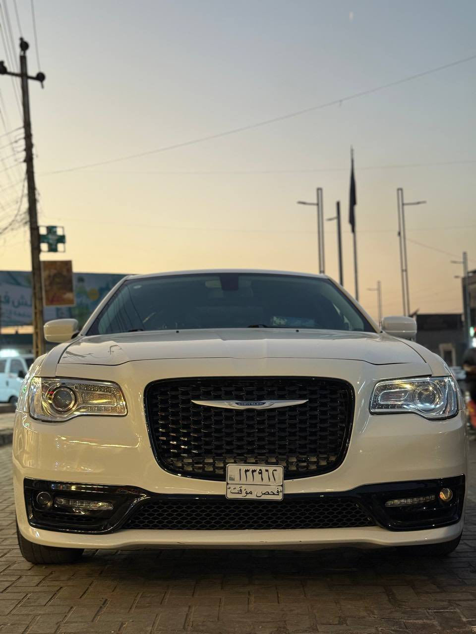 السلام عليكم 
اوباما مديل 20 اصل 
فول مواصفات للاخير 
ماشيه 73 ميل 
مرقم بصره وكامل 
صور الحادث مرفوقه 
السعر 255 وبي مجال 
العنوان البصره المعقل 
***********
