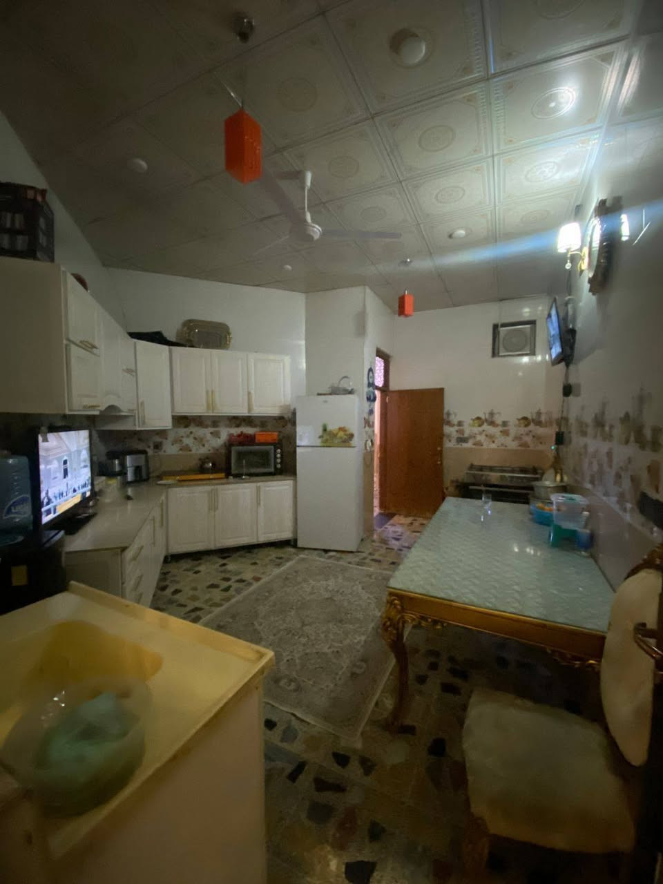 بيت البيع في تصنيع بيت طابو صرف بيت طابقين بسمي مساحه ١٥٠ متر يي ستفسار على رقم ***********
