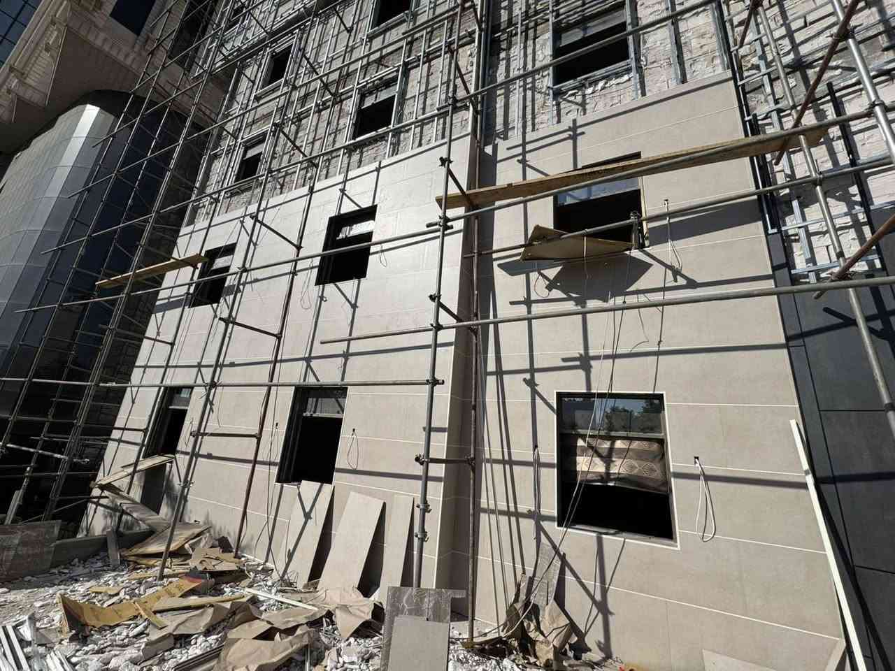 تغليف جميع البنايات ورفع كابون

تغليف واجهات بأسعار مناسبه ✅

لتطوير الواجهات عن الاستعداد لرفع الكابوند الواجهات واستبداله بمواد غير قابلة للاحتراق
نقدم لكم احدث ديكورات(فرونتك، بورسلاين،بوردكس،  كوته سستم، جام 
 وارقي التصاميم وإبداعات في عالم الديكور الخارجي 
وأعمالنا متطابقه للصور 
ومتقنة وبحرفية عالية 
العمل يتم بكوادر متميزه 
لمسة جمالية تناسب جميع الأذواق
للاستفسار يرجى مراسله الصفحه ✅
موقعنا بغداد ساحة النصر 
فرع الثاني كربلاء شارع الروضتين 
#ديكور #فرونتك

***********
***********
***********
