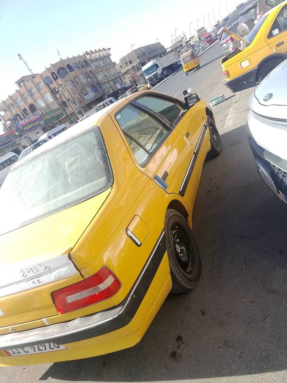 بيجو 405 موديل 2013
سياره جاهزه كير ومكينه لا تنقيص ولا تبخير 
صدر نص عمر عوزها شويه ترتيب 
عليها غرامات وهيئه 
تنزل من سعرها 
27 وبيها مجال 
استفسار ***********
او واتس اب متوفر
