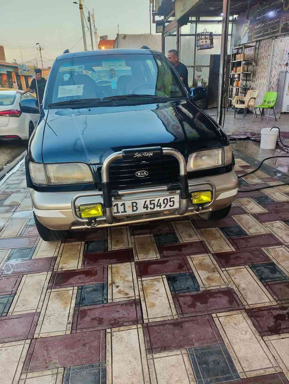 السلام عليكم
كيا سبورتج 1997
رقم بغداد دولي بأسمي
سنوية 2031 هزه جديدة
جاهزه من كل شيء عدى
التبريد 
محرك 2000 
*********** 
مكان ناصرية مركز 
السعر 47
