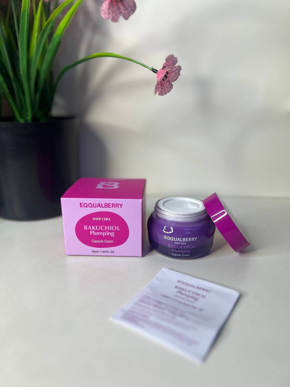 كريم ايكول بيري باركود كما موضح بالصور والفديوهات Eqqualberry Deep Cera Bakuchiol Plumping Capsule (ايكوال بيري كريم باكوتشيول الممتلئ) والمصمم لشد البشرة، ترطيبها، ومعالجة الخطوط الدقيقة والتجاعيد. 
للتواصل خاص


**إذا كنت صاحب هذا الإعلان وتريد حذفه لأي سبب، رجاءا أرسل رسالة إلى الدعم الفني**