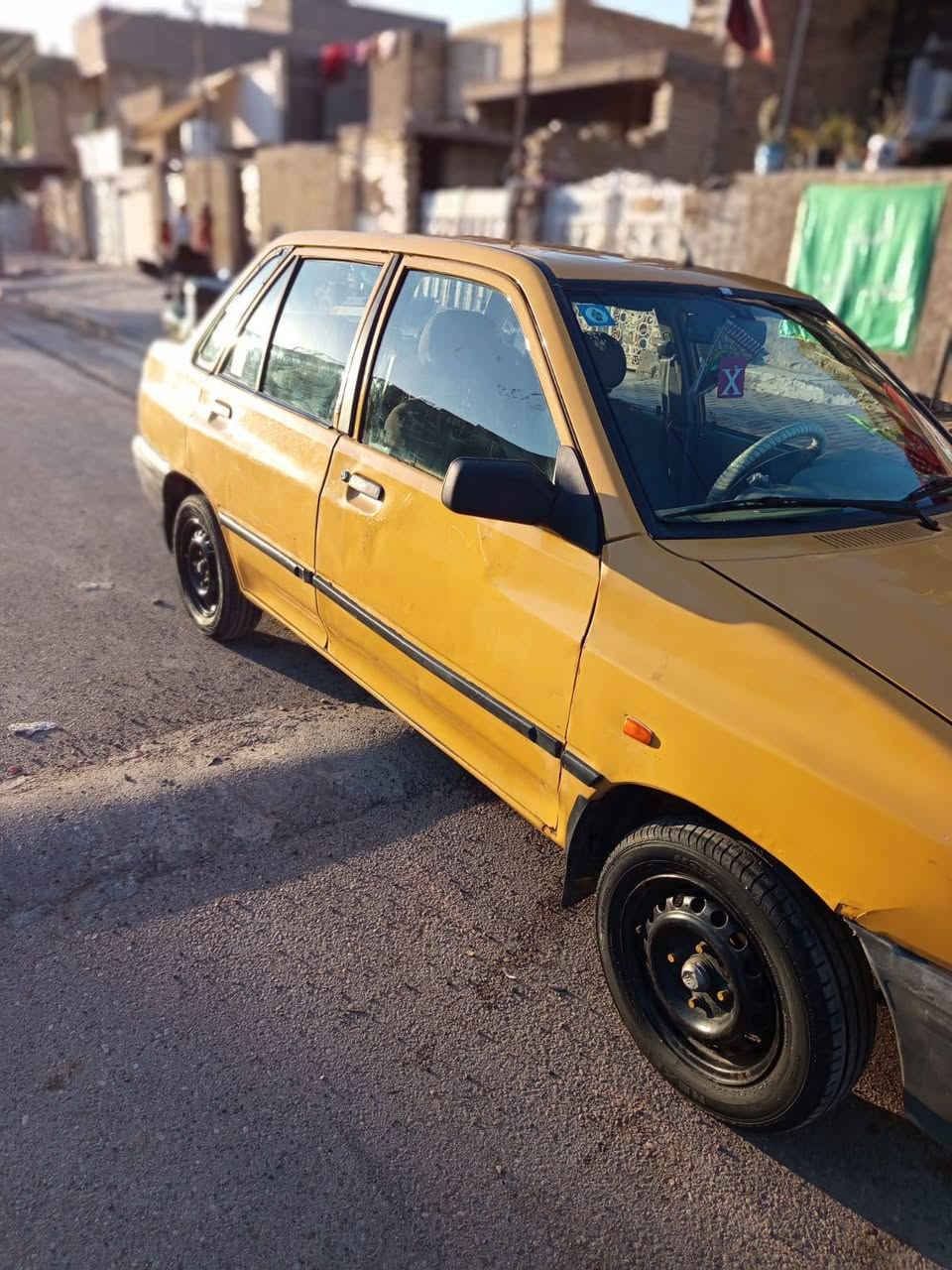 سايبا 2013
رقم انكليزي جديد
مكينه وكير خير من الله
شواصي نظيفه
تبريد فقط غاز 
تخم تاير جديد
صدر كله جديد
كهربائيات كله شغاله
بدون ضربه وتبديل فقط صبع قليل بركن الجاملغ الامامي جهة الصدر
رايده 28 وبيه مجال بسيط حك الجيه
مكان السياره بغداد حي الكوفه خلف اسواق الصدرين 
للاستفسار ***********
