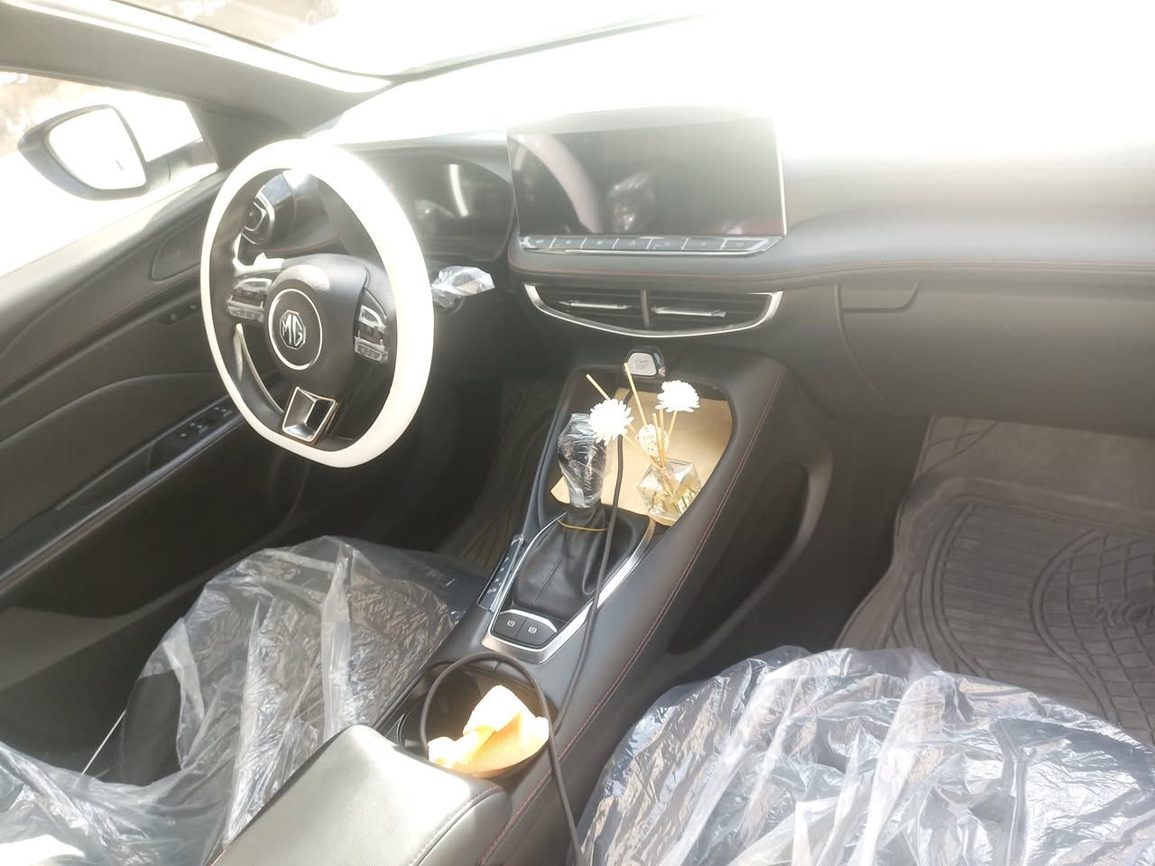 السلام عليكم

للبيع:   MG5
موديل: ٢٠٢٥
ماشيه ٢٦ الف
رقم اربيل 
* فول مواصفات
١. حساس خلفي
٢. كاميرات عدد ٤
٤. شاشه كبيره بلاديه
٥. بصمه عدد ٤
٦. لايت زنون بلادي

السياره كفاله عامه عدا رصعه صغيره بالجاملغ موجوده بالصور + شخص بالعتبه كذلك موجوده بالصور السياره بوضع الوكاله 

السعر 121 وبيها مجال قليل

العنوان : نجف حي الأنصار

*********** اتصال 
*********** واتساب
