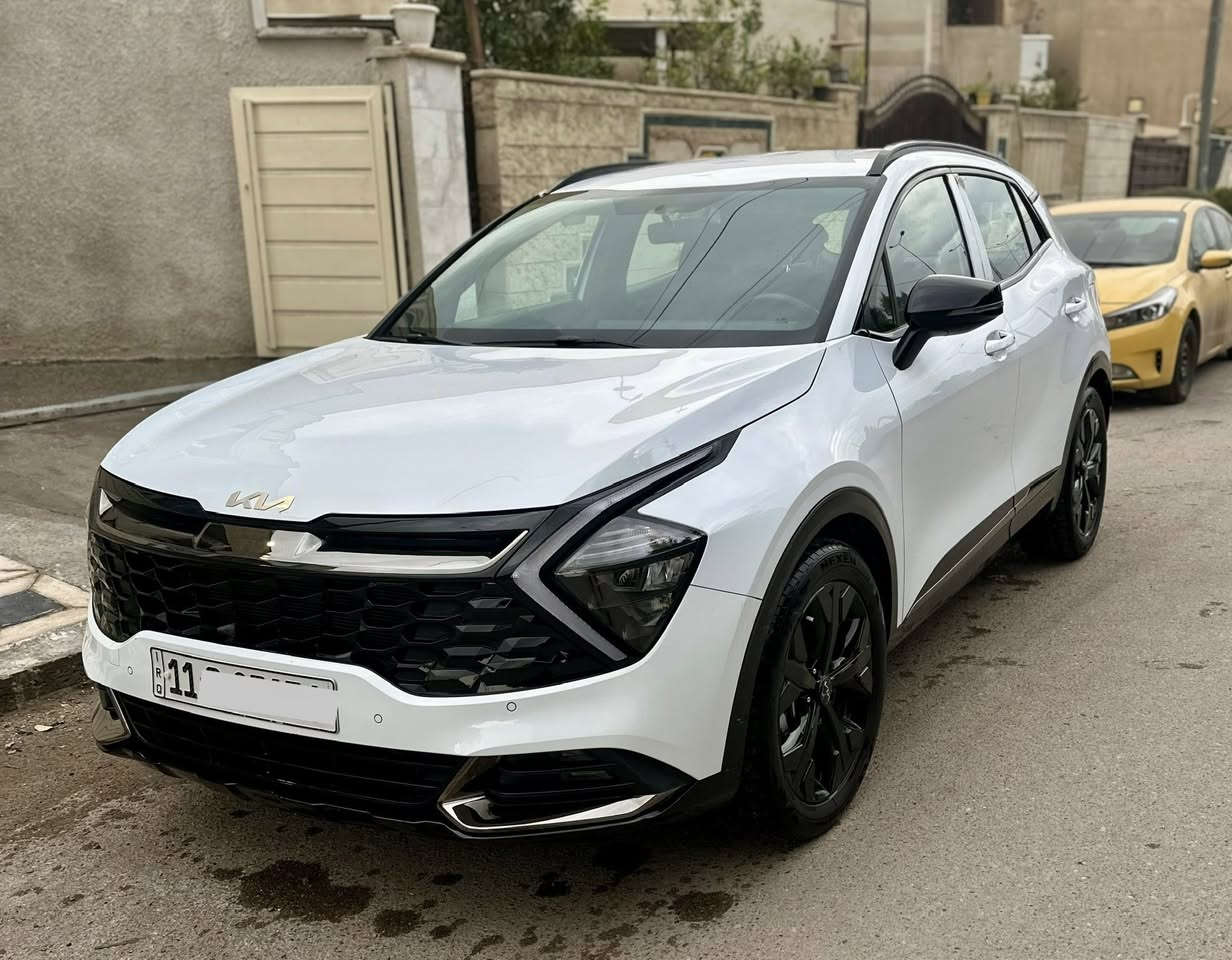 كيا سبورتج 2025 بلاك ايديشن خليجي
فول مواصفات ماعدا فتحه سقف 
 الداخلية: جلد زيتوني مميز (نادر).
 الممشى: 15,000 كم فقط شبه زيرو
 المميزات: شاشة عملاقه، كاميرات 360، رادارات، تبريد كراسي، بصمة.
حالة البدن :أثر حالوب بسيط (مسحوب بتقنية PDR ) 
السعر: [240$]
للتواصل: [***********] بغداد
