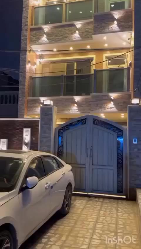 السلام عليكم 
عقار للبيع ١٠٠م شارع تجاري 
واجه ٥ نزال ٢٠
٤ طوابق ٥غرف نوم اسويتات
حي الجهاد المخابرات 
الاستفسار مكتب المجد
***********
***********
