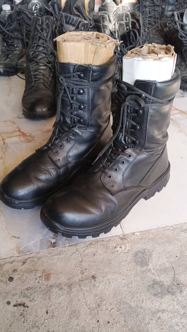 متوفر بصاطيل باله أصلي جلد طبيعي السعر 35 الف مع التوصيل
***********
