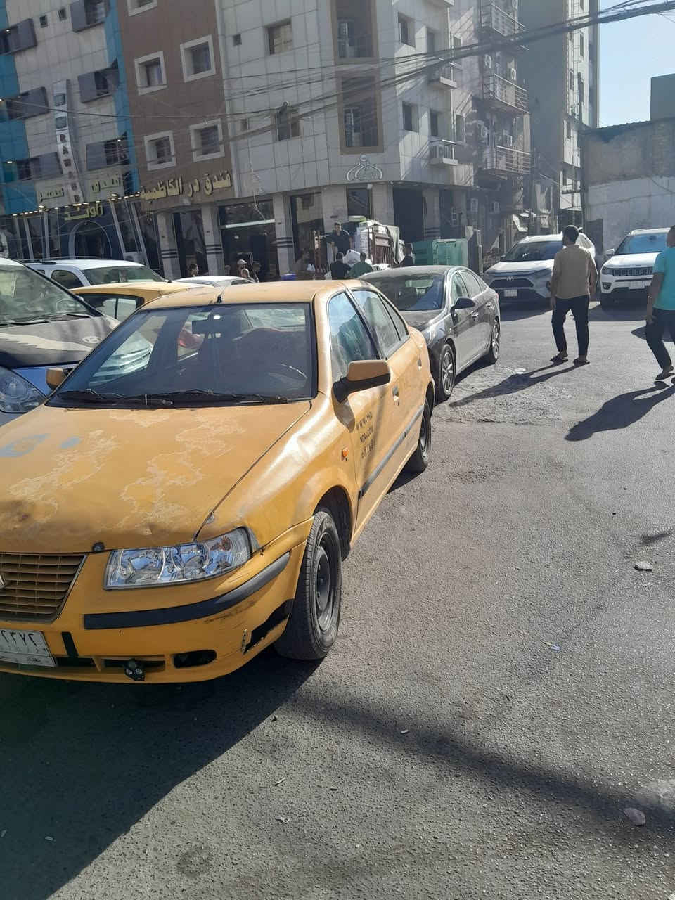 سلام عليكم  سمند ١٠ لبيع رايده ١٨ ورقه عليه غرامات ٦٣٠ عل مشتري كاضميه تربيه رقم لهاتف ***********
