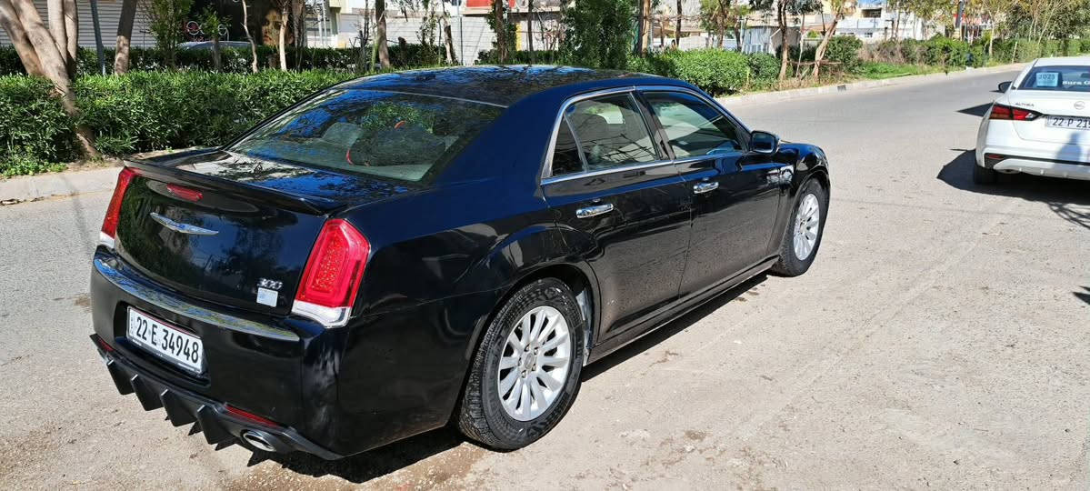 أوباما موديل 2012 سياره بدون حادث فقط سرقه جامرلغات امامي فقط بدون قطره صبغ السياره  بدون شخوط اذامه كامله والصور الفحص هم موجود بالمنشور كابون بنزين ⛽️   هزه فحص جديد سنويه جديد *********** مكاني كركوك  السعر 155 كركوك, العراق
