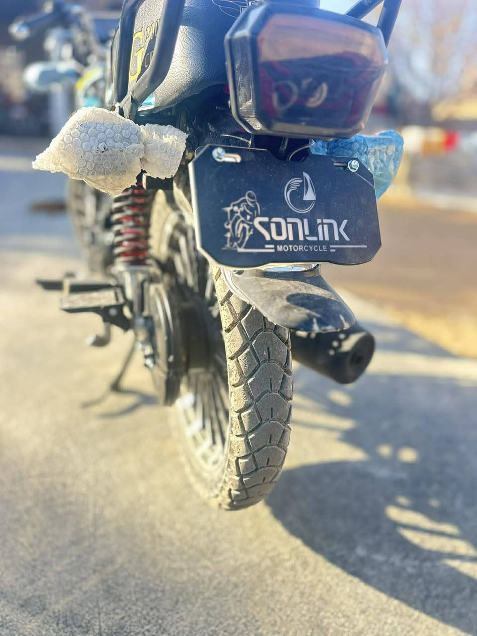 سولنك للبيع
2025 محرك200 جواكيج 
جديد صار عشرين يوم من نشد 
بصمات 2سويجات2 اوراق 
المكان القائم حصيبه
***********
ادمن 🌹
