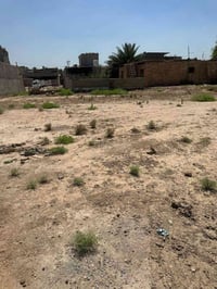 قطعه للبيع المساحه 100 متر واجه5 ونص منطقة العريفيه شارع ابو مروان خلف...