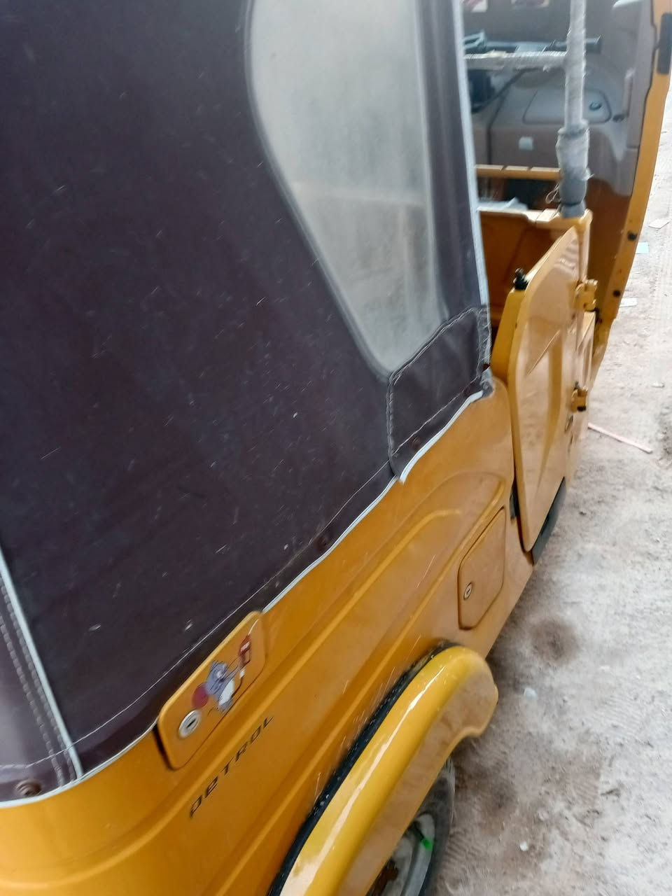 تكتك موديل 21 شهر 11 مكينه 3وعشرين جديده سعر 7 ونص ***********
