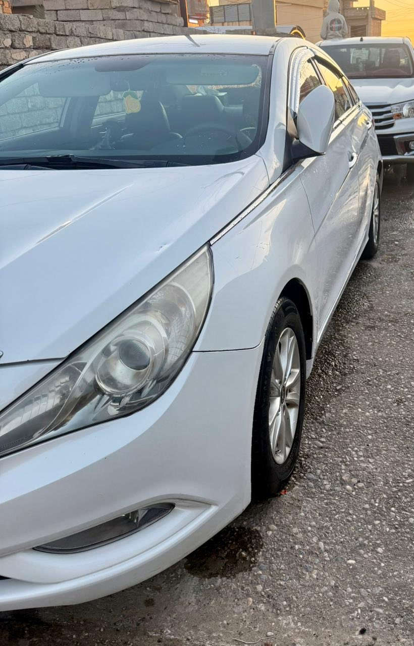 السلام عليكم
للبيع سوناتا مضلع خليجي 
ادوات كص 2011
محرك 2400 دوش المرغوب 
كير محرك شرط صدر طبه 
تخم تاير تبريد ثلج قطعتين امامي خلفي بصمه كشانه كهربائي جلد
بصمات بوب 
سياره جاهزه السعر /50/وبيه مجال الاستفسار ***********
