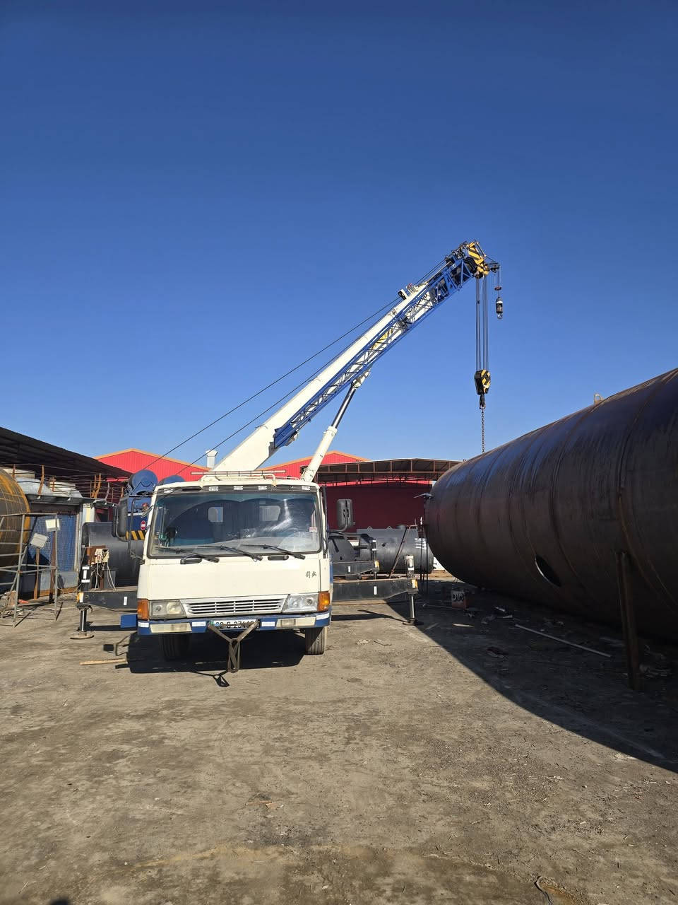 ***********  BQ TADANO   25T    2012
