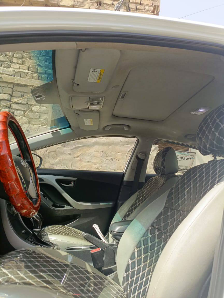 سلام عليكم للبيع النتره مظلع خصوصي ابيض صدفي وارد كندي حادث خلفي بدون دواخل موديل 16  رقم بغداد بسمي ماشيه 85 حقيقي سعر 125 بيها مجال بلخدمه الاستفسار تصال على رقم ***********
