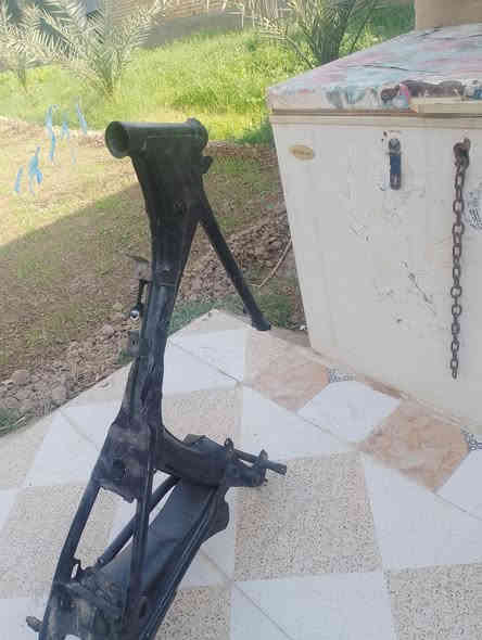 السلام عليكم شاصي كلك كلك مديل 23نامه بس لذان طاكه شوف عينك عوزه لحيم السعر 90 مكاني ناصريه مركز تصال عل رقم ***********
