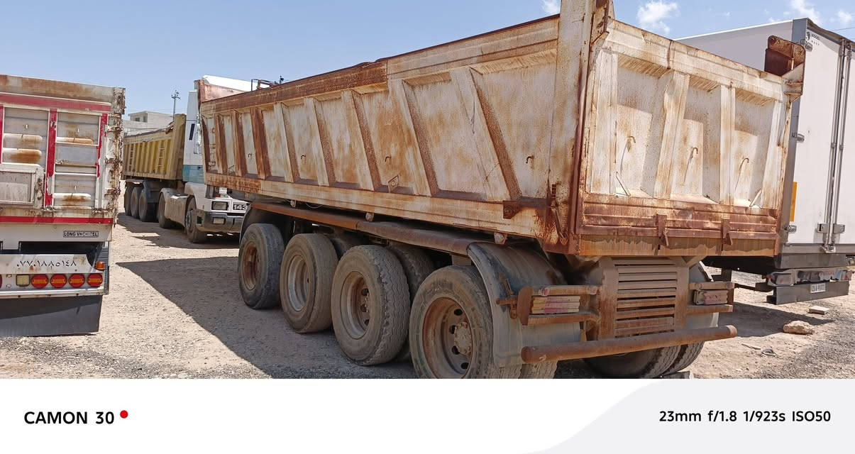 بوديات قلاب للبيع
عدد 2
اربع محاور 
ثلث محاور 
حدادت موصل 
المو شلاي لا يخابر رجائآ
***********
***********

