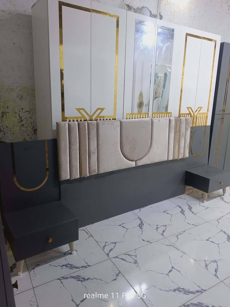 غرفة نوم تركي مستخدم 
 نضافة95/💯
عدد القطع / 5 
نضام / أبواب 💢 
سعر 475
شد ونقل داخل بغداد مجاني🚛
يوجود توصيل محافضات


**إذا كنت صاحب هذا الإعلان وتريد حذفه لأي سبب، رجاءا أرسل رسالة إلى الدعم الفني**