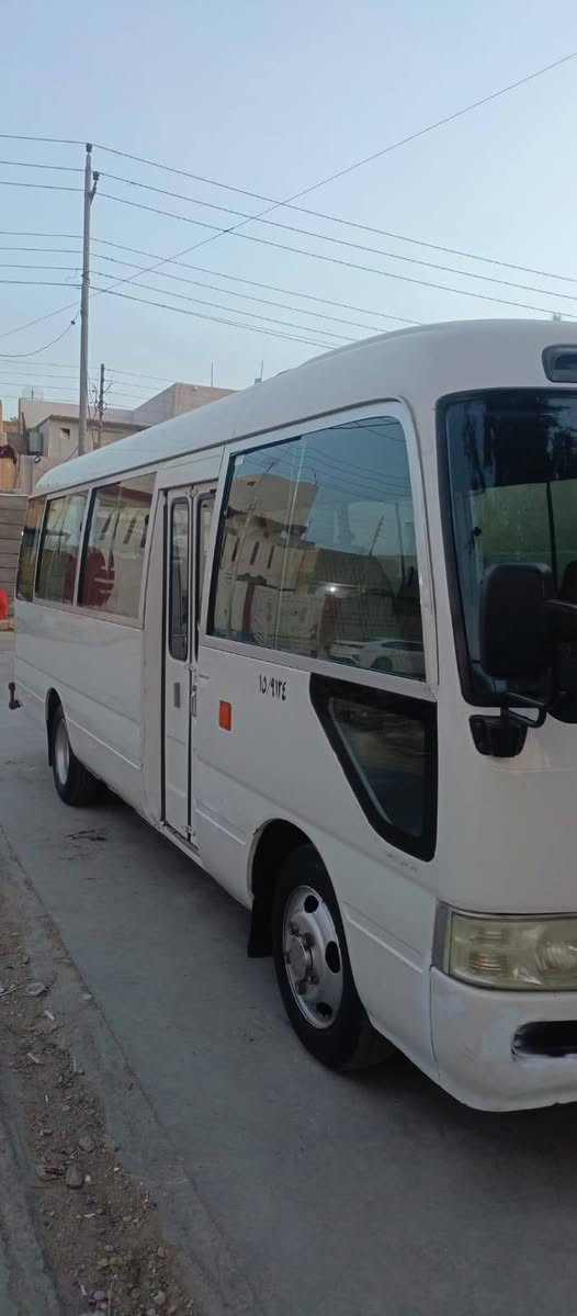 السلام عليكم كوستر لبيع موديل 2014سياره خير من الله تخم تأير تدفه تبريد كشن ستاركس بيه منظومه غاز ويل ناصي 
السياره بيه صبغات بالصفحه الطويله 
بيه الاستفسار الاتصال ***********/***********
السعر ب280بيه مجال مكان السياره النعمانيه 
كير واكسل كفاله والمكينه مجفته بجمه معمر
