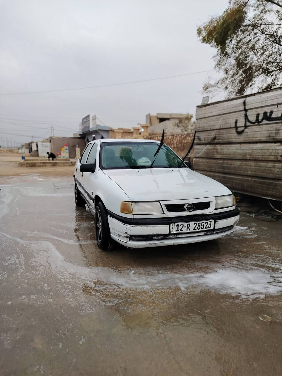 للبيع فكتر حجم 20موديل 92 طخم جديد محرك نضيف 4 دسك رقم نينوى دولي كابون بنزين سعر 42  مجال تواصل ***********
