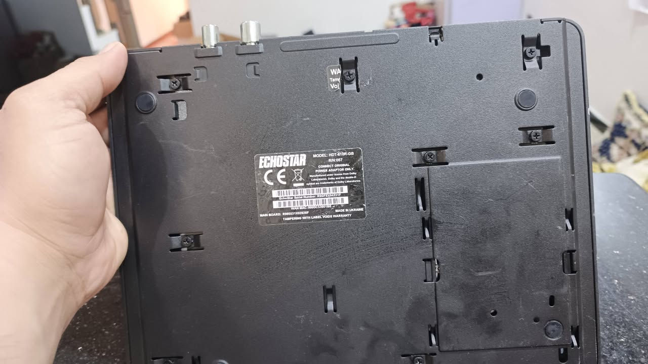 ستلايت ايكو ستار رقمي بي هارد داخلي يسجل و مخزن بي مجموعه افلام و برامج تلفزيونيه و يربط على النت عن طريق كيبل او قطعه واي فاي خارجيه، الجهاز بدون ملحقات و لا ريمونت ما بي دكم لازم تتحكم بي من ريمونت جوكر او جهاز موبايل. 
٢٠ الف


**إذا كنت صاحب هذا الإعلان وتريد حذفه لأي سبب، رجاءا أرسل رسالة إلى الدعم الفني**