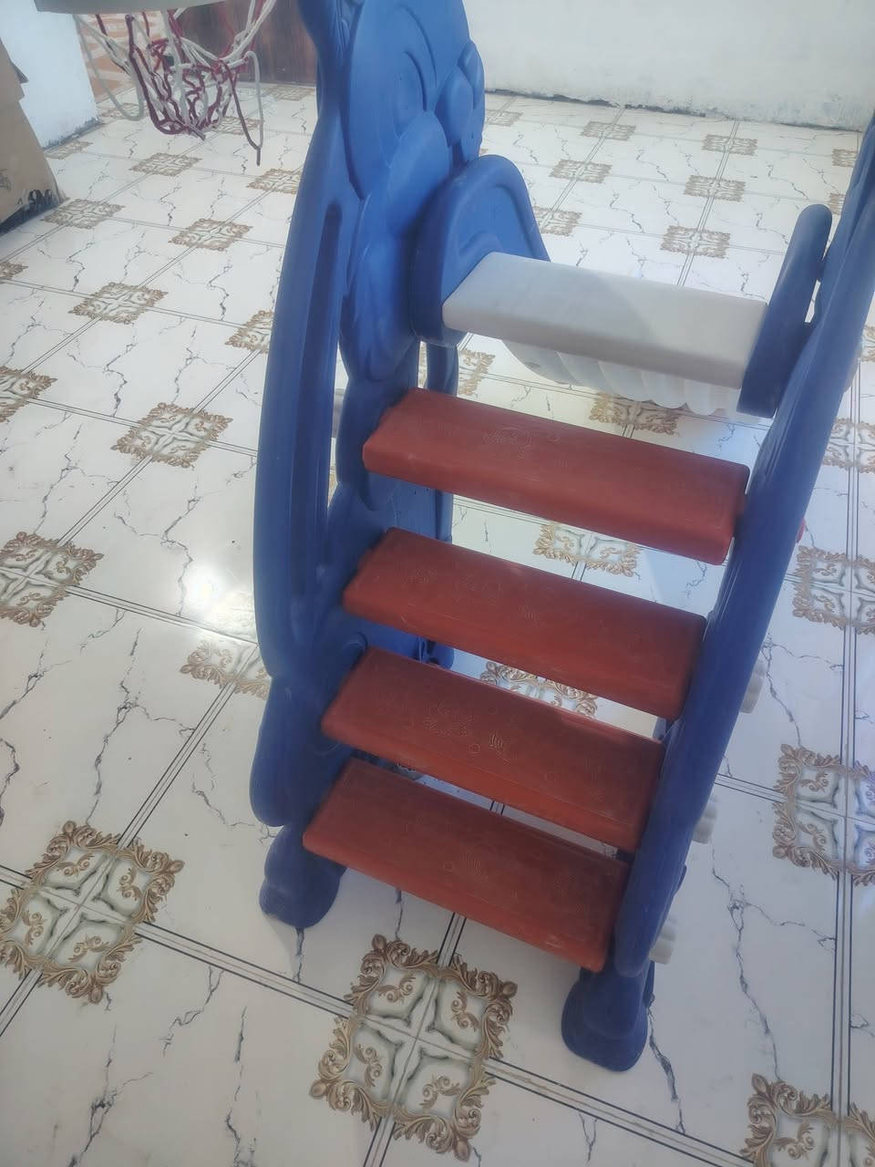 زحلكيه كلش جبيره.   جديده. أخذتها ب٩٥ اريدها ب٧٥.


**إذا كنت صاحب هذا الإعلان وتريد حذفه لأي سبب، رجاءا أرسل رسالة إلى الدعم الفني**