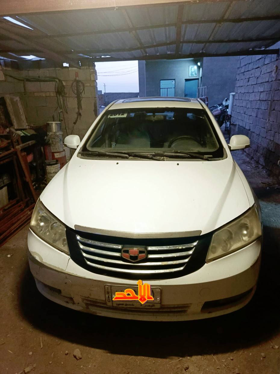 سلام عليكم ام كراند2012للبيع بيه الكير ميشي مسافه ويبوش محرك مكفول بس الكير يفصل مسافه وفصل سعر 38مكان ميسان ***********
