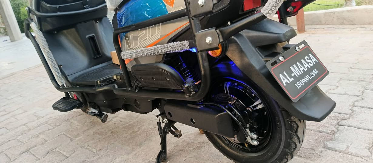 سلام عليكم 
دراجة سكنس #للبيع_اومراوس
موديل ٢٠٢٥ 
٦ بطاريات جدد عل فحص 
ـ تشغيل عن بعد 
ـ ٤ سرع 
ـ مثبت سرعة 
ـ سرعة ٩٩ 
ـ جهاز انذار 
(مستخدم قليل )
كامل من كلشي 

🔴 سعر وباقي تفاصيل اتصل عل رقم وتدلل 

***********

عنوان : فلوجة ـ صقلاوية
