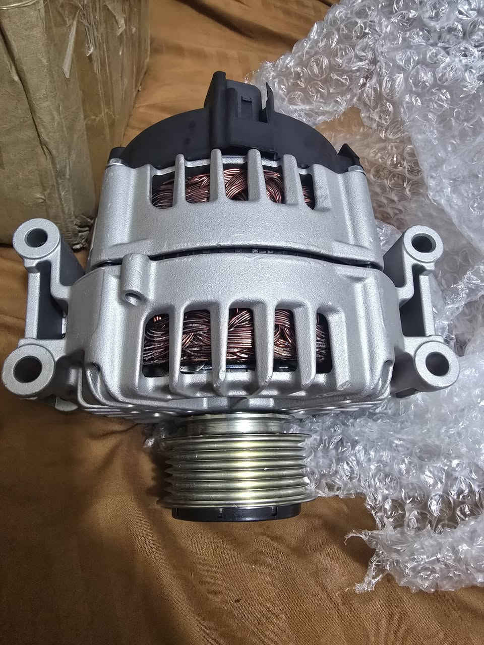 دينمو مارسدس جديد غير مستخدم . ١٢٠الف


**إذا كنت صاحب هذا الإعلان وتريد حذفه لأي سبب، رجاءا أرسل رسالة إلى الدعم الفني**